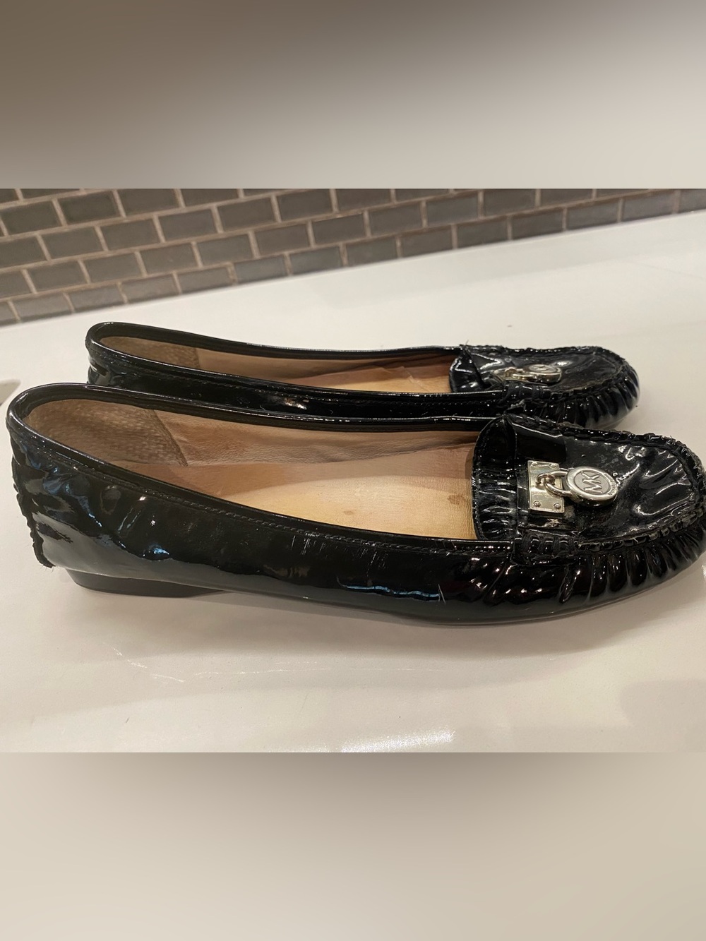 Michael Kors Black Patent Genuine Upper Leather MK Charm Loafers Size 8M